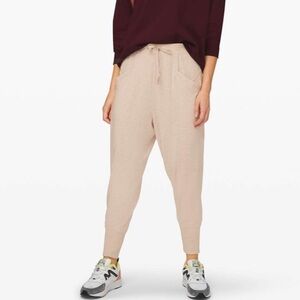 NWOT Lululemon Still Chill Jogger Heathered Cashew